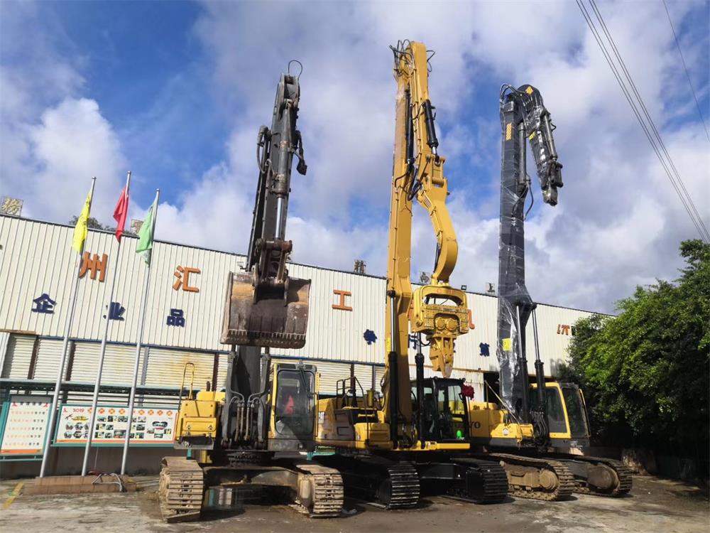 挖掘机打桩臂：乡村道路建设“新能手”